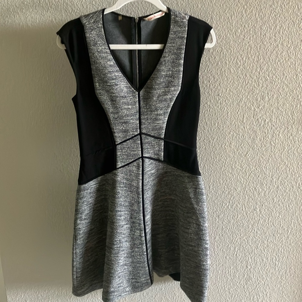 Rebecca Taylor B/W 100% Silk & Cotton Mix Sleeveless V Neck Mini Dress Sz S- EUC